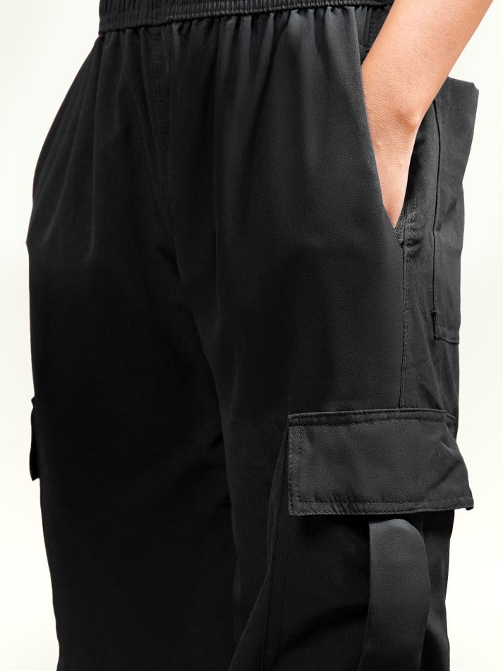 VIRAL Black Parachute Pants Loose Fit For Women